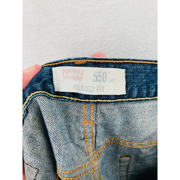 Levis 550 Jeans Mens 34x34 Relaxed Fit 100% Cotton Denim Distressed - Picture 12 of 16